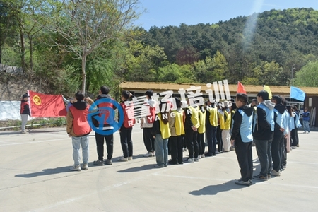 文章附图
